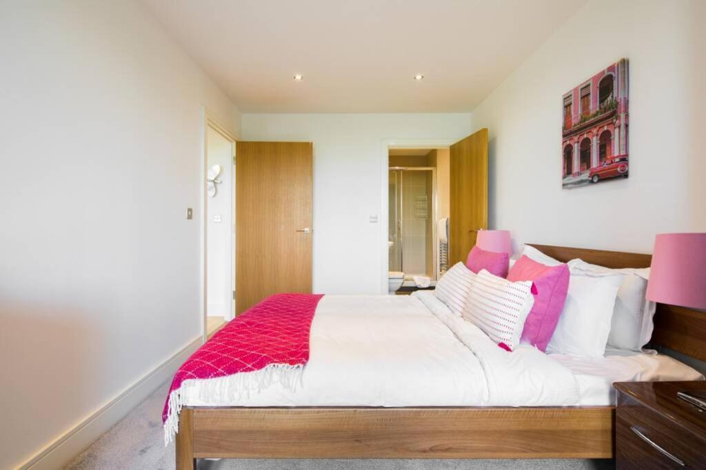 Greenwich Riverside 2 bed apartment Sleeps 6 Londen Buitenkant foto