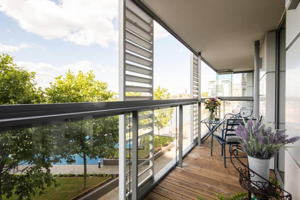 Greenwich Riverside 2 bed apartment Sleeps 6 Londen Buitenkant foto