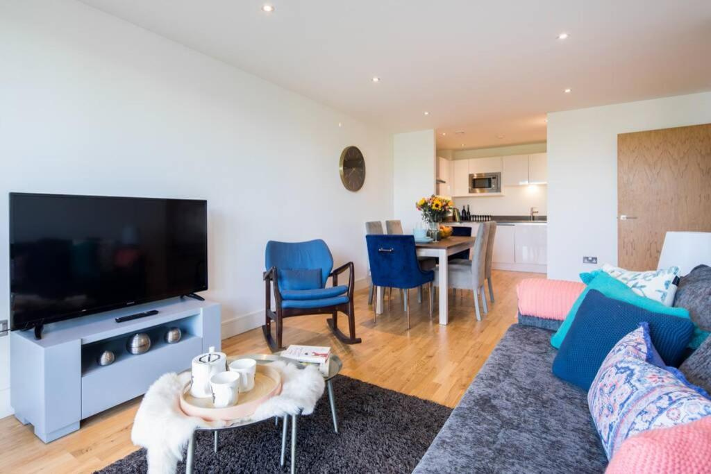 Greenwich Riverside 2 bed apartment Sleeps 6 Londen Buitenkant foto