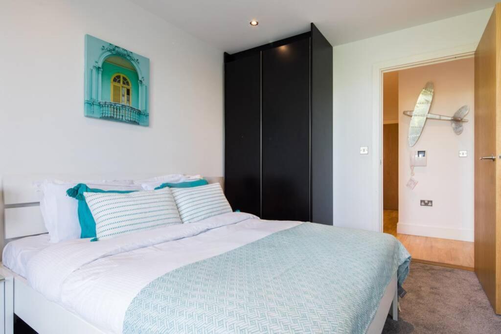 Greenwich Riverside 2 bed apartment Sleeps 6 Londen Buitenkant foto